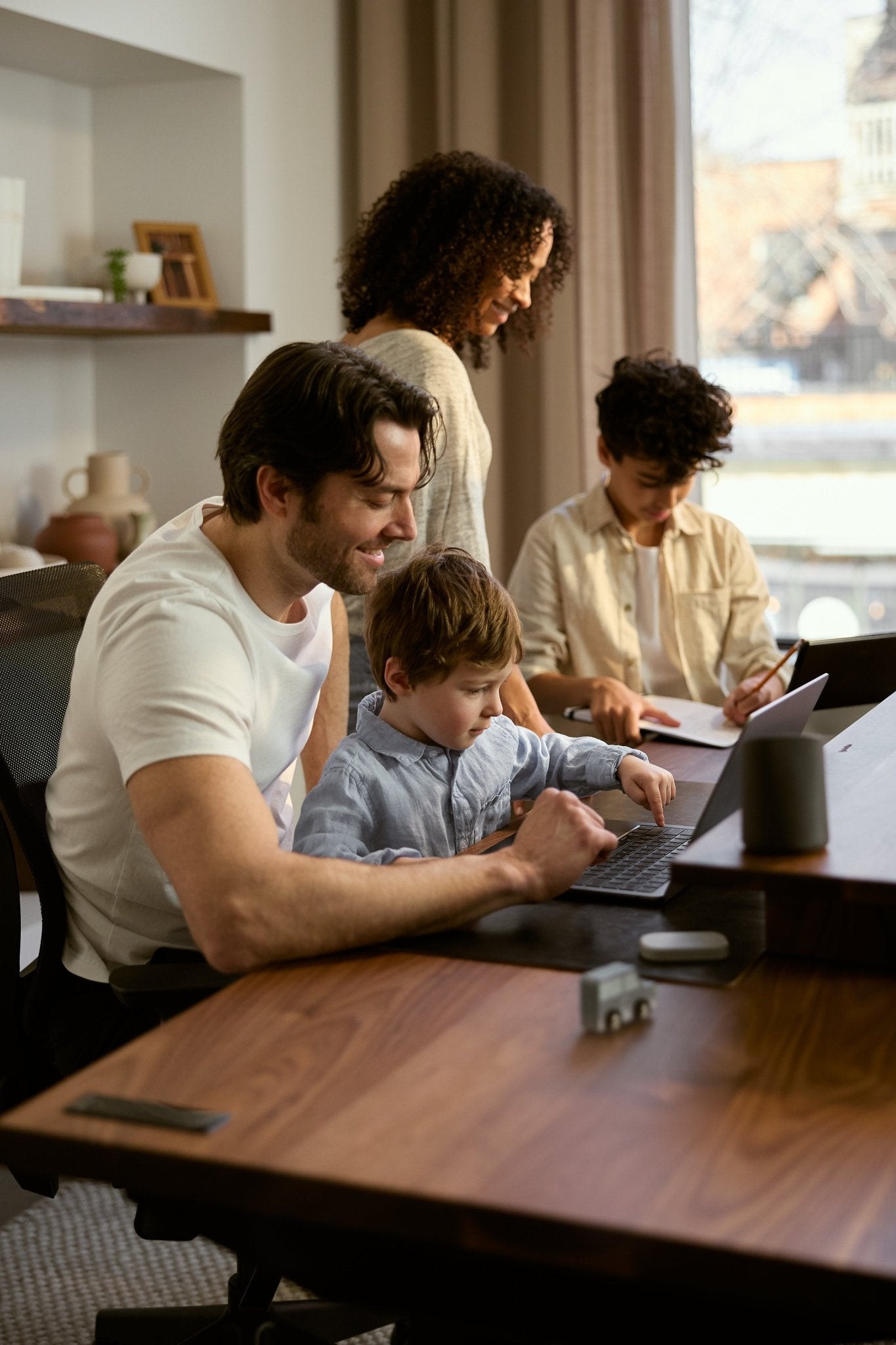 5 Ways to Use Your Standing Desk to Work and Live Better