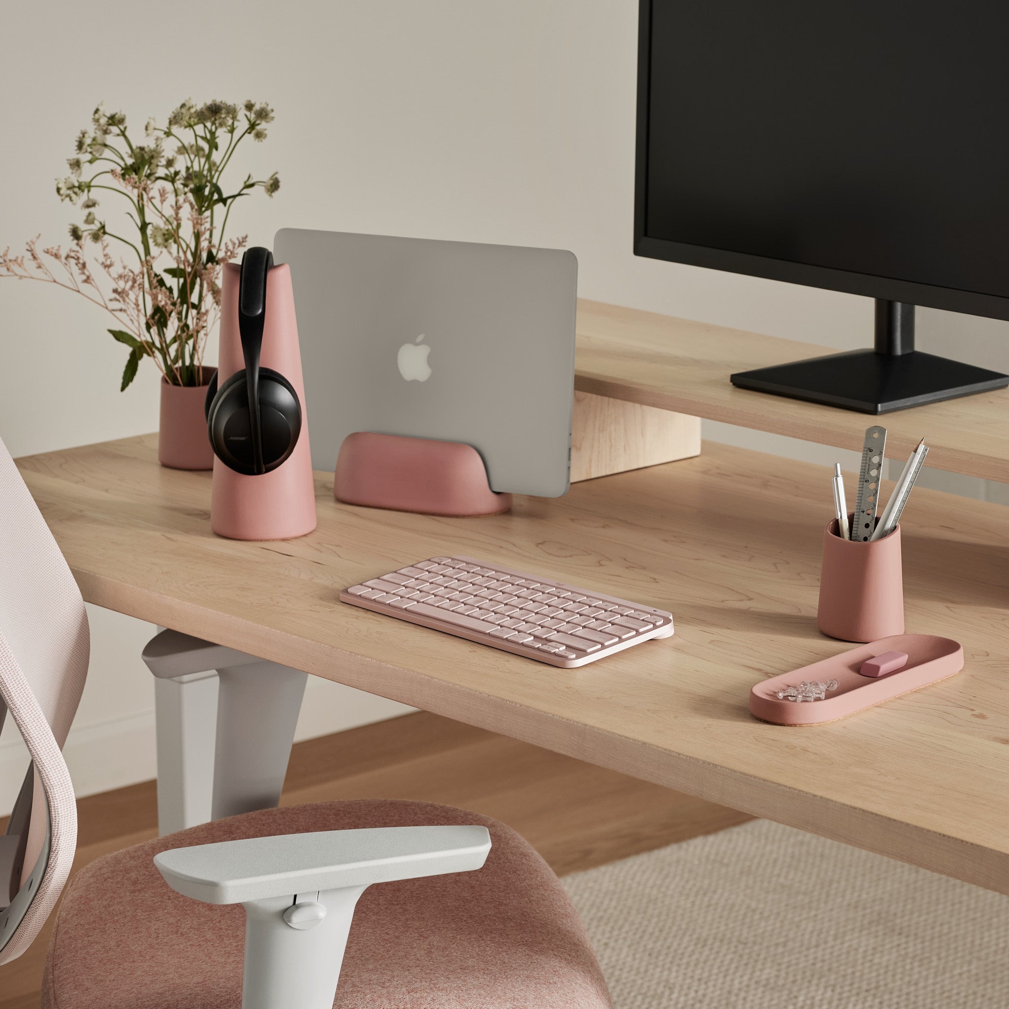 desk accessories