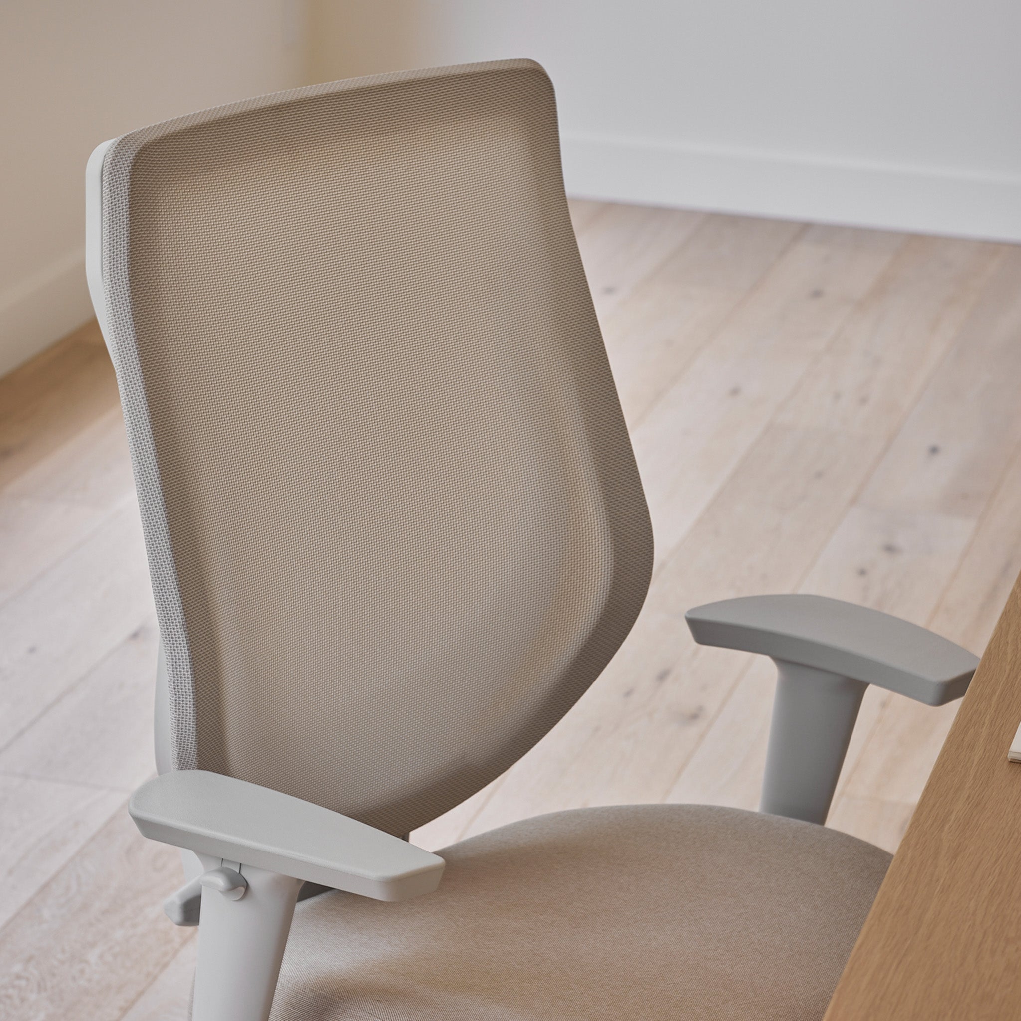 YouToo Ergonomic Chair - Ash-Cream – Sand - Cendre-Crème – Sable