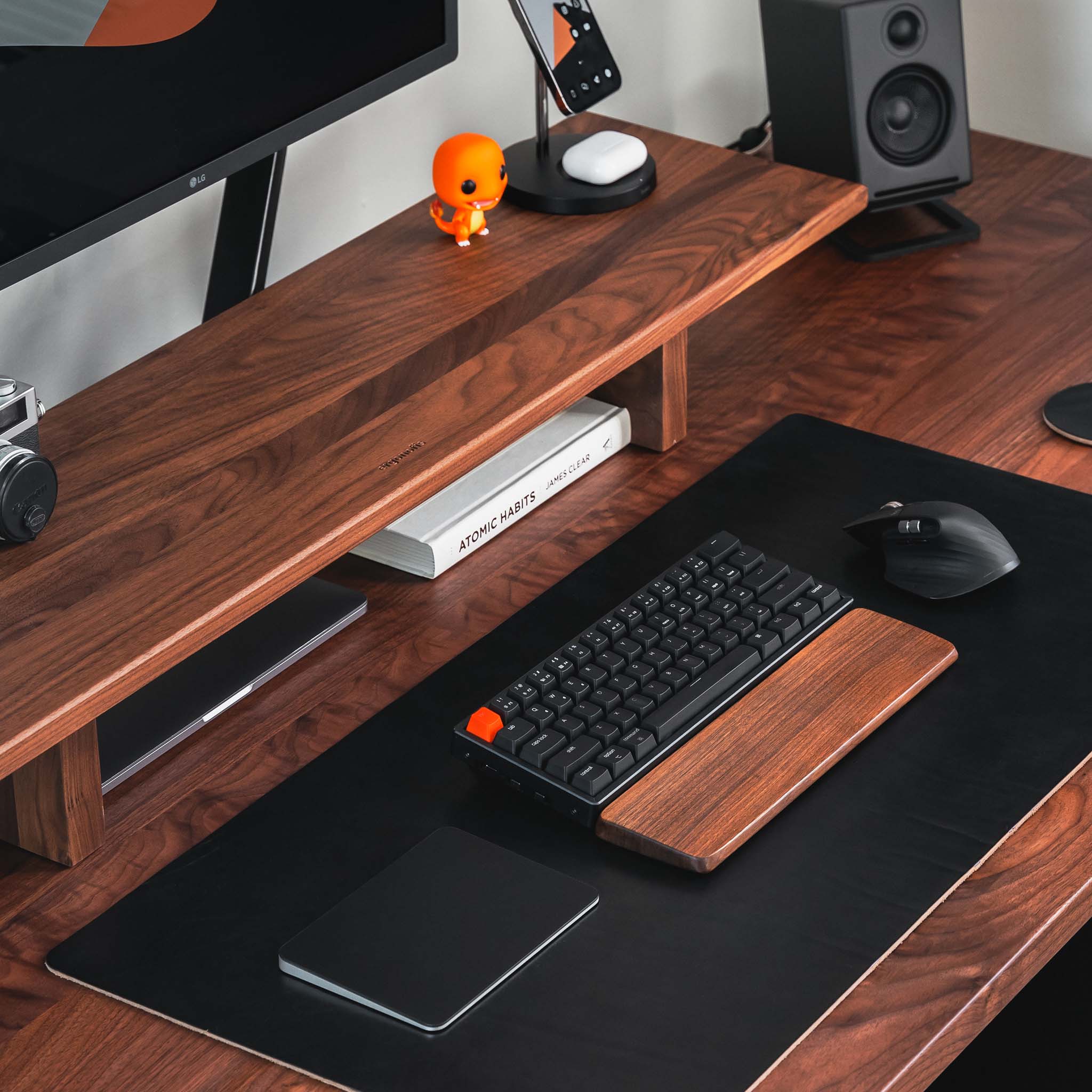 Desk Shelf - Walnut - Noyer