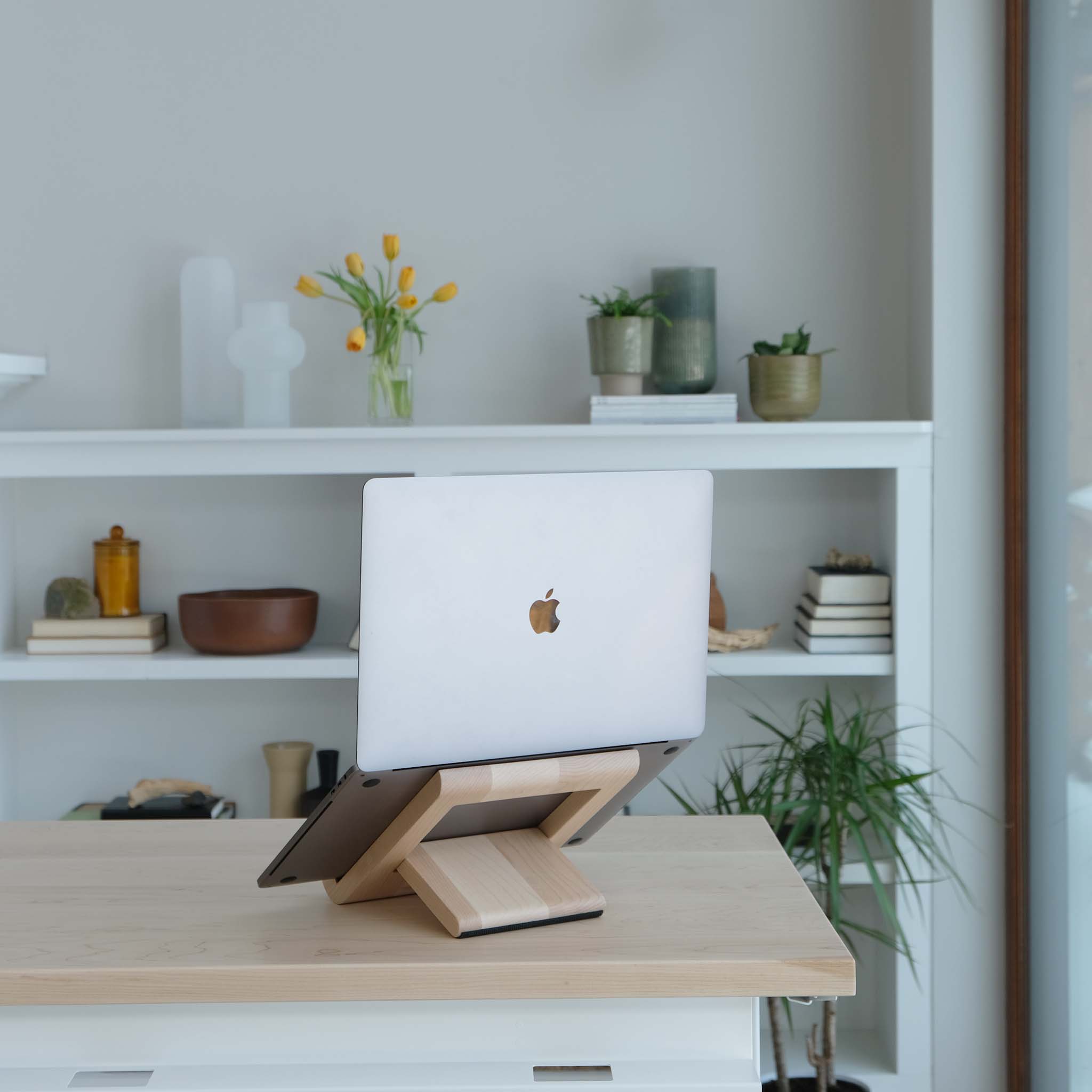 Fold Laptop Stand - Maple - Érable