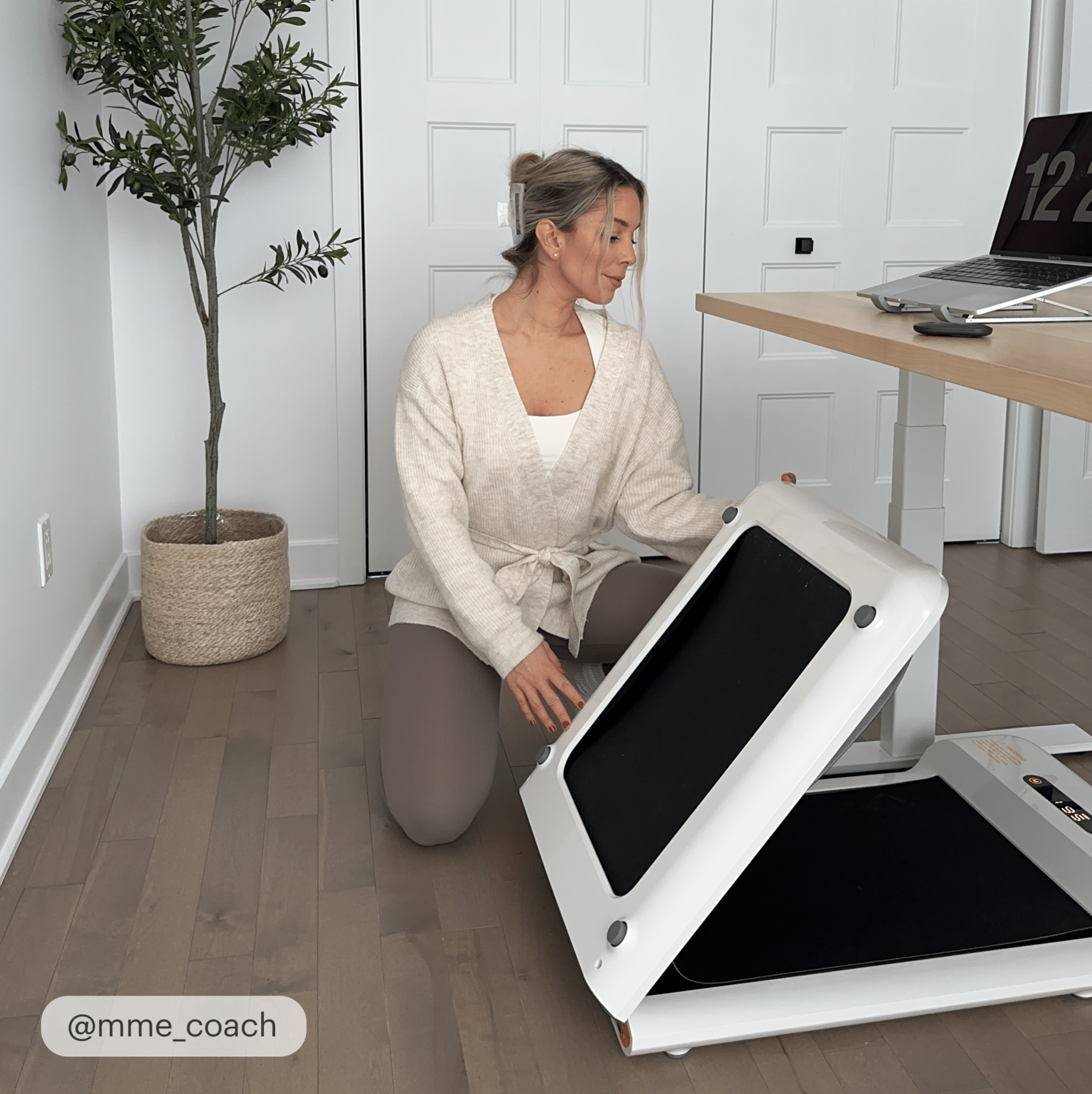 Foldable Walking Treadmill - Black - Noir - White - Blanc