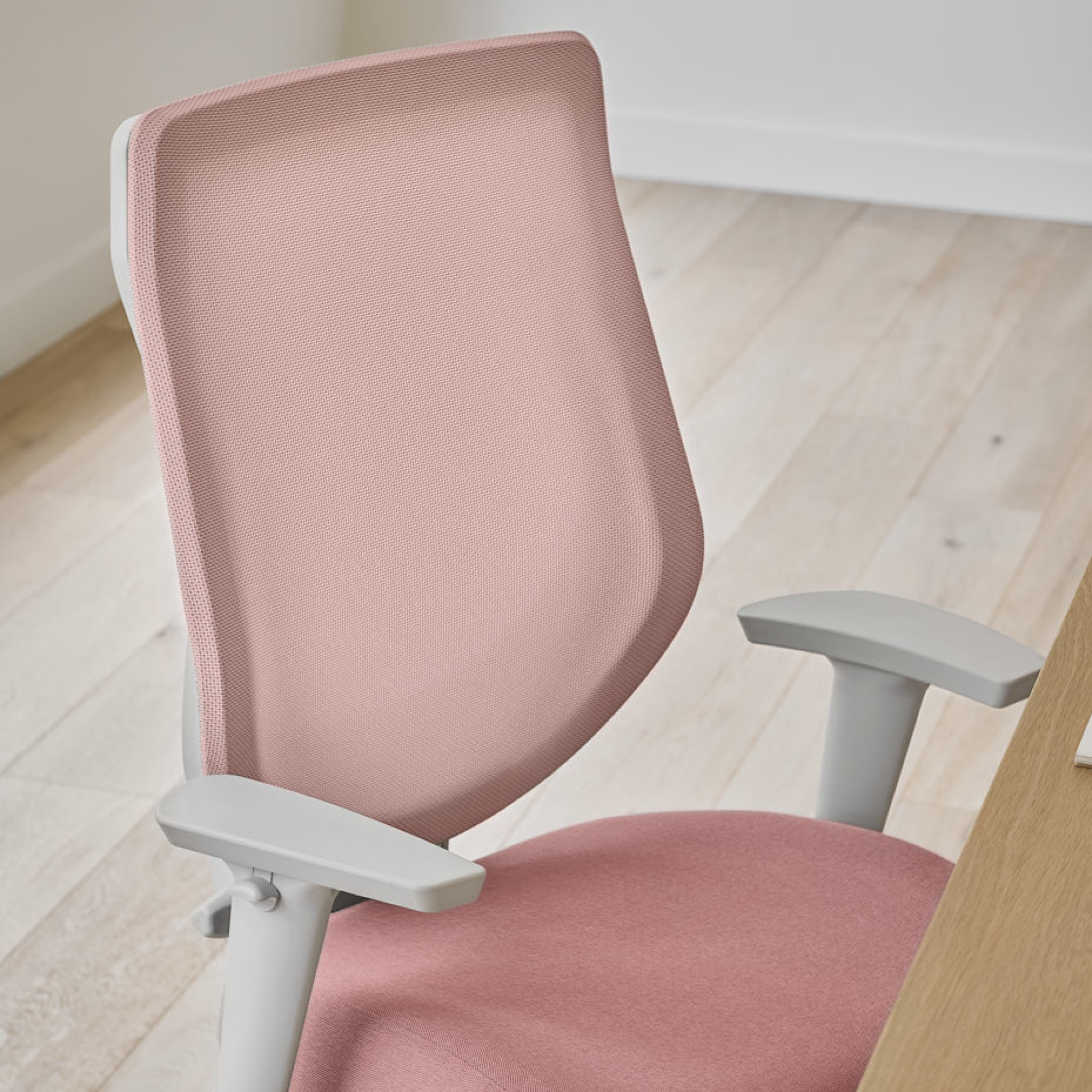 YouToo Ergonomic Chair - Ash/Petal – Pinky