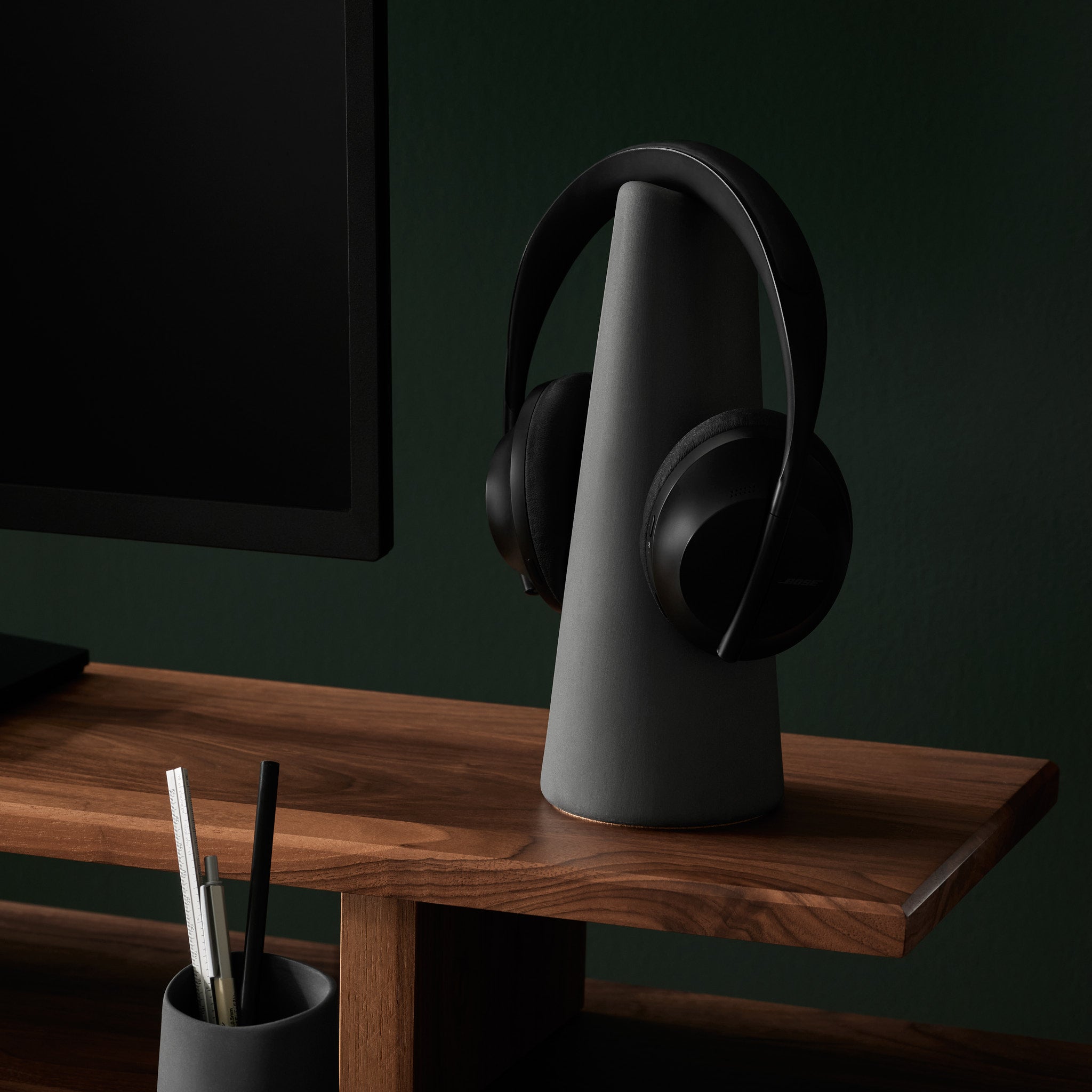 Headphone Stand - Coal - Charbon