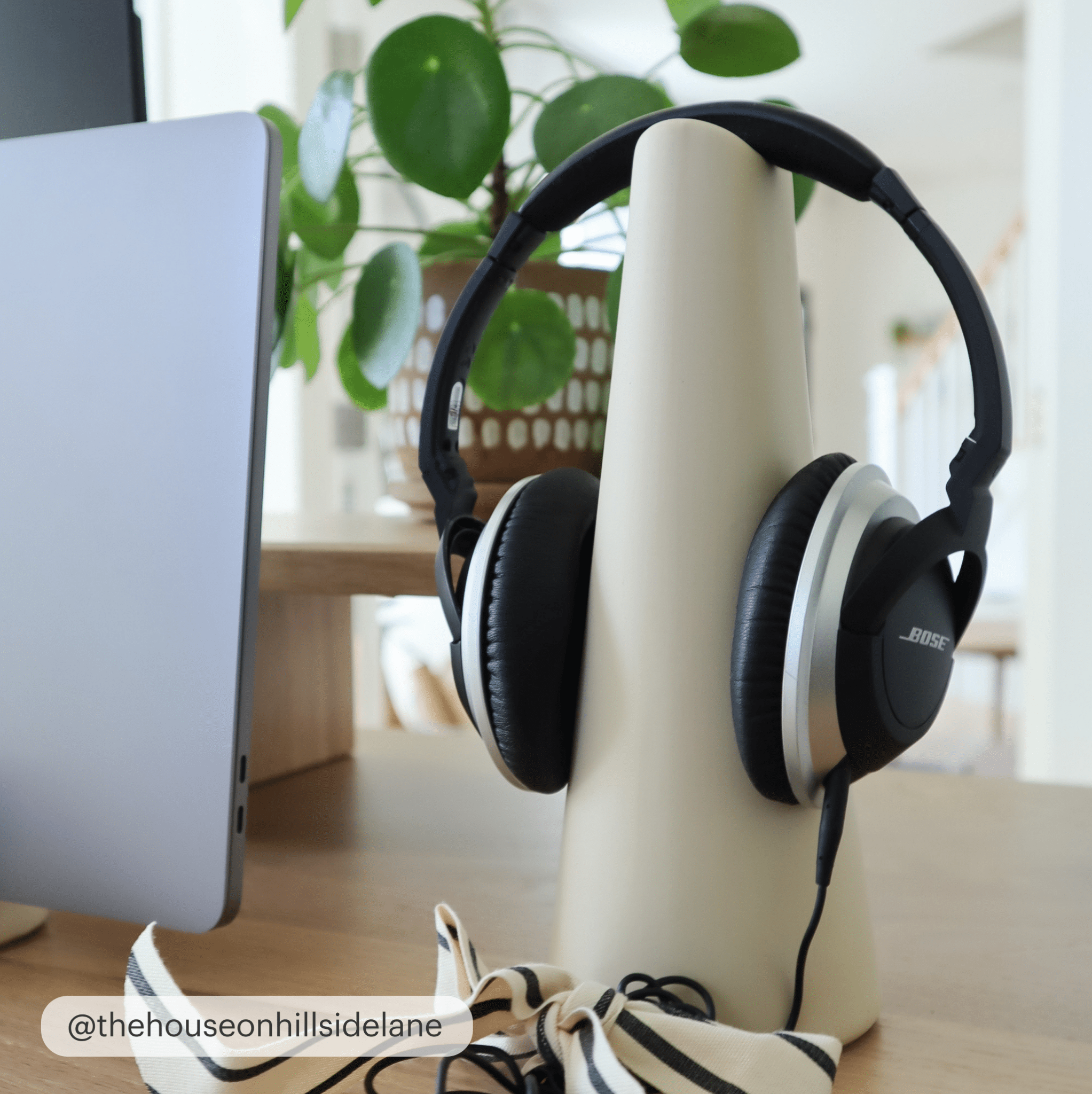 Headphone Stand - Sand - Sable