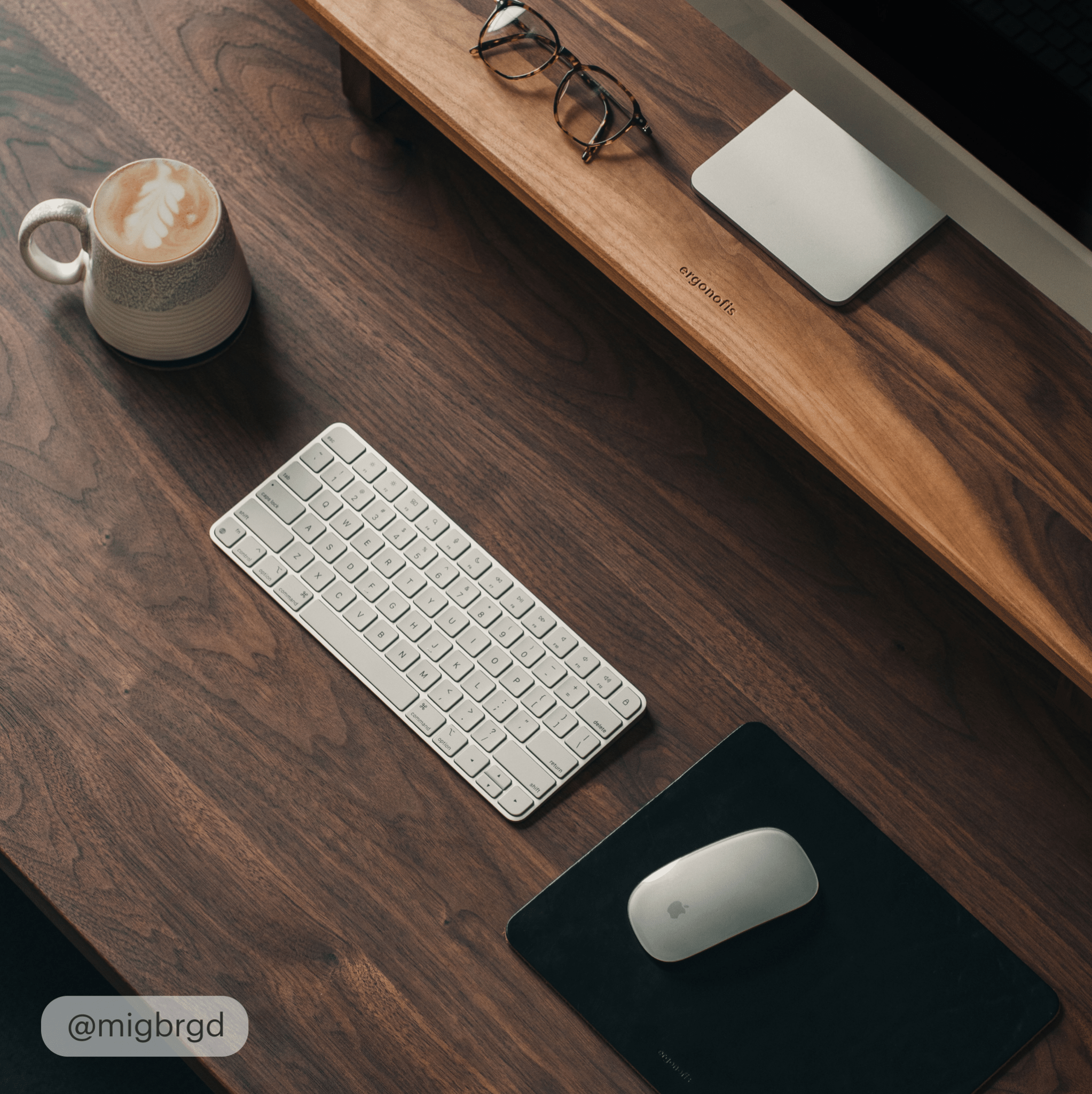 Leather Mouse Pad - Tuxedo