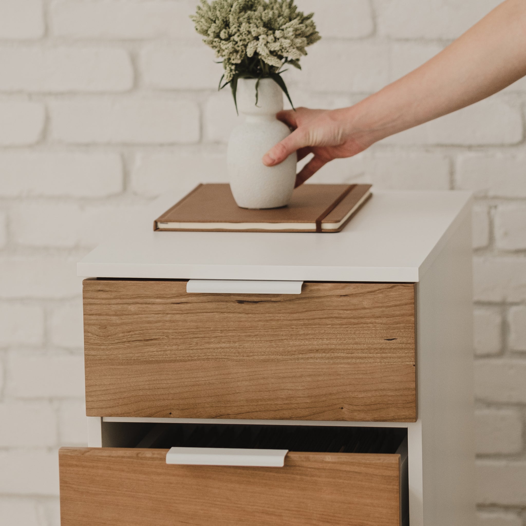 Neat Filing Cabinet - Ergonofis