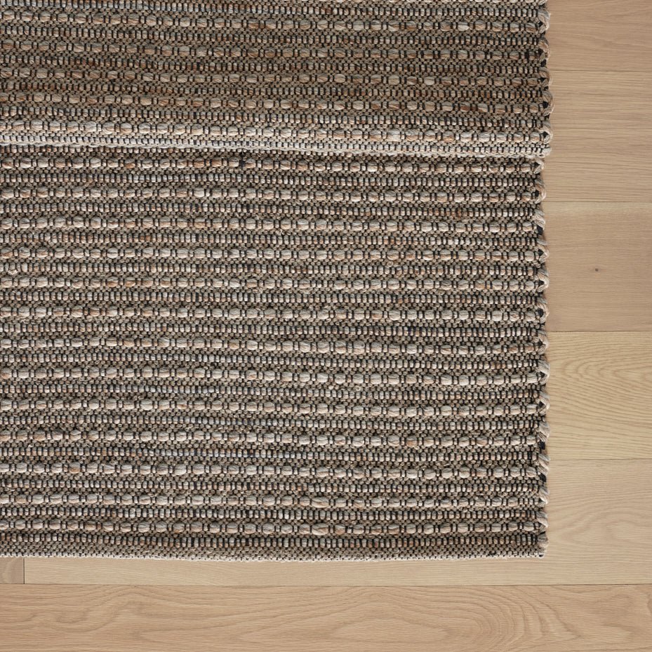 Ergonofis - Office Rug - Umber