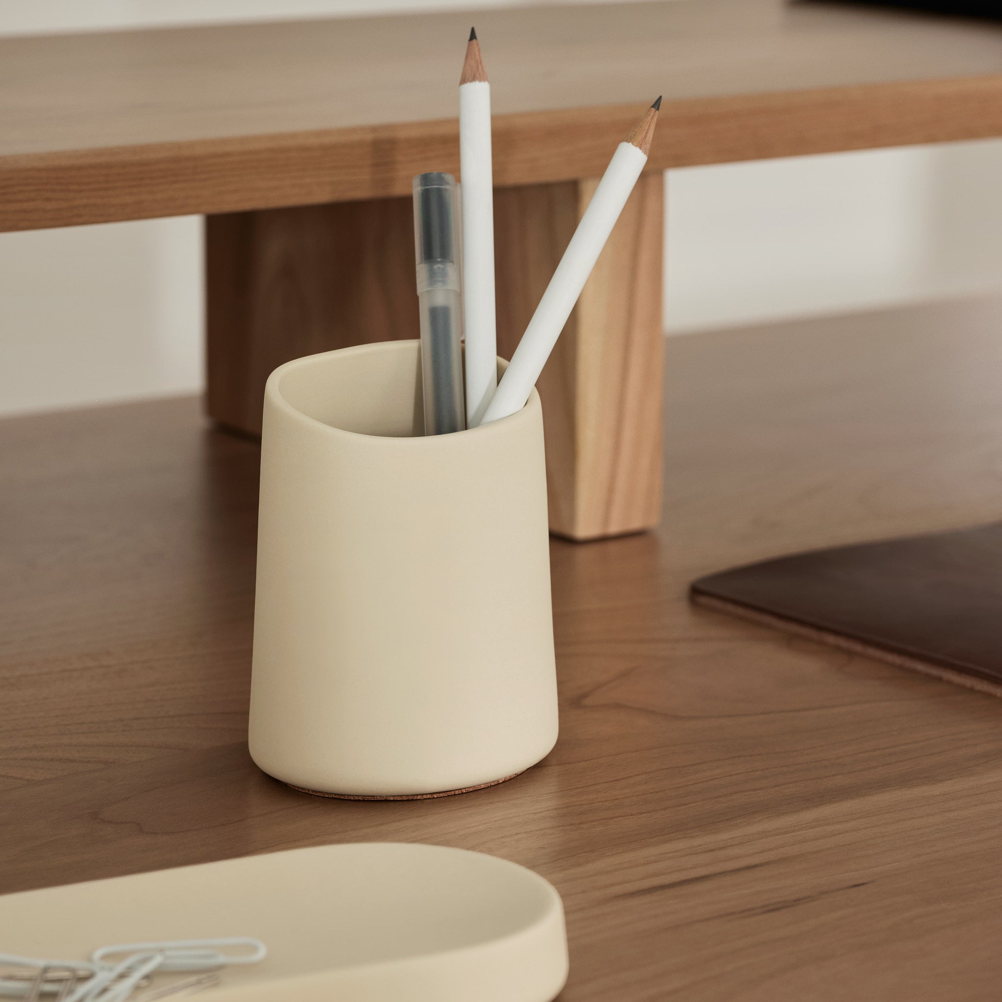 Pencil Holder - Sand - Sable