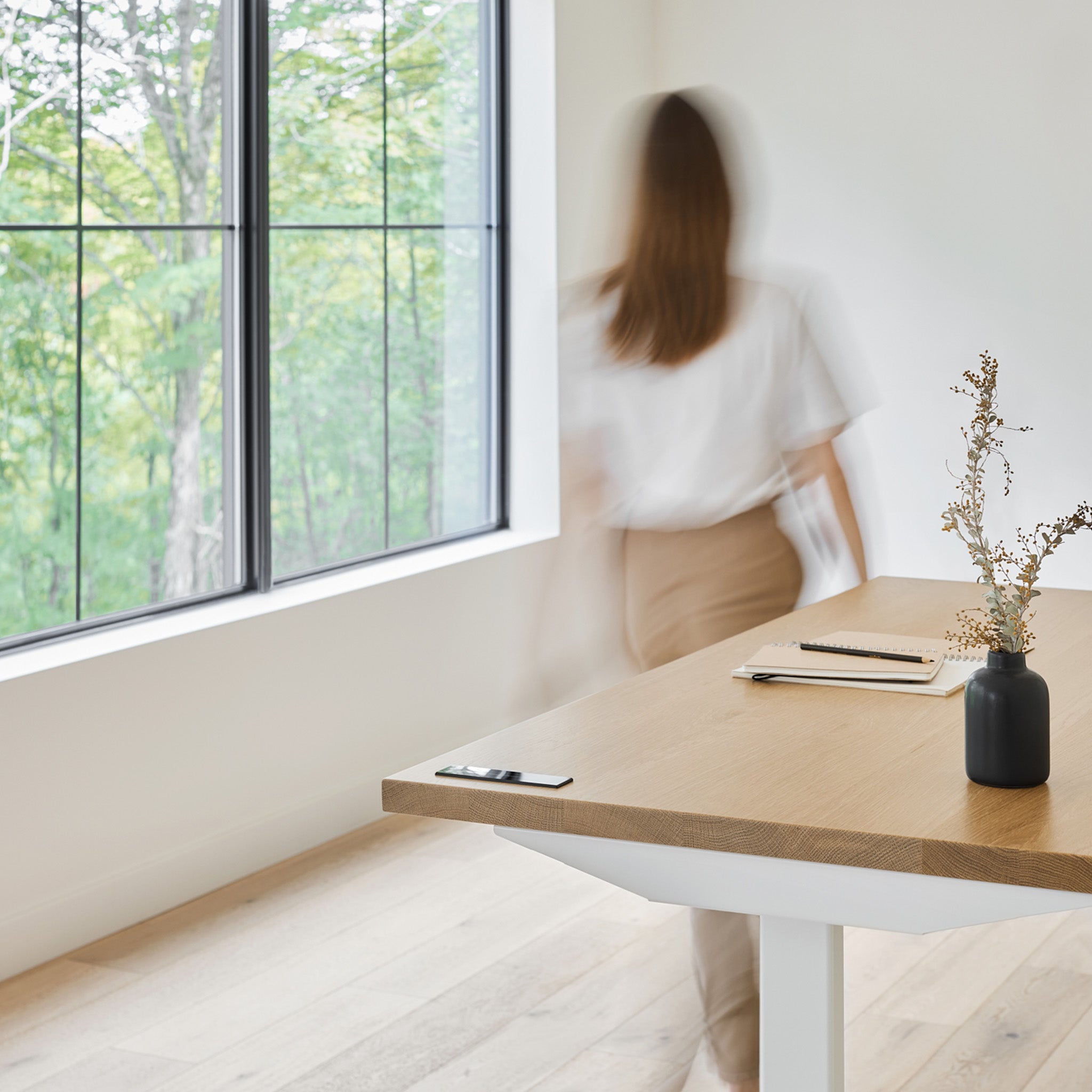 Sway Standing Desk - White Oak/White - Chêne Blanc/Blanc