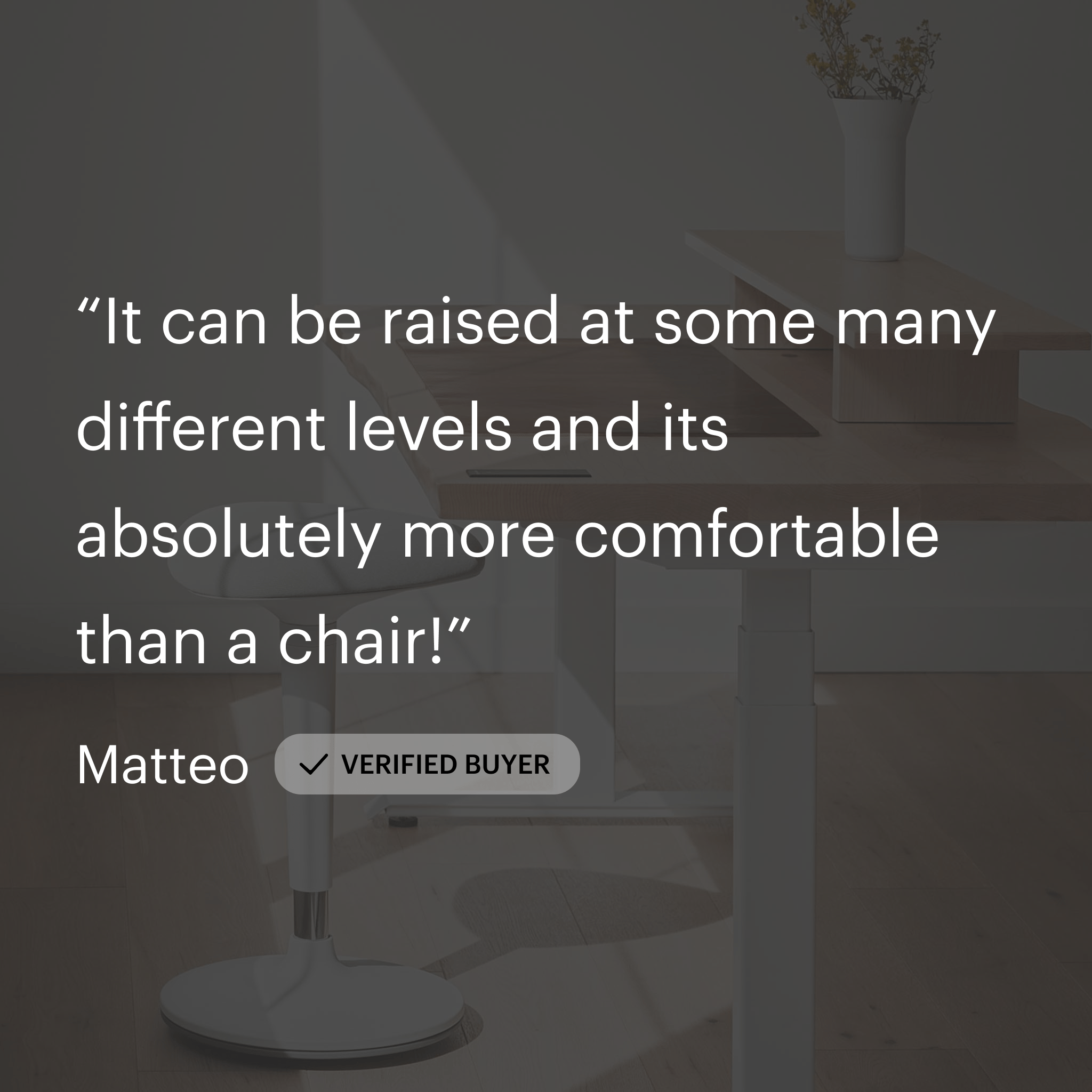 The Tilt Ergonomic Stool - Black - Noir - White - Blanc