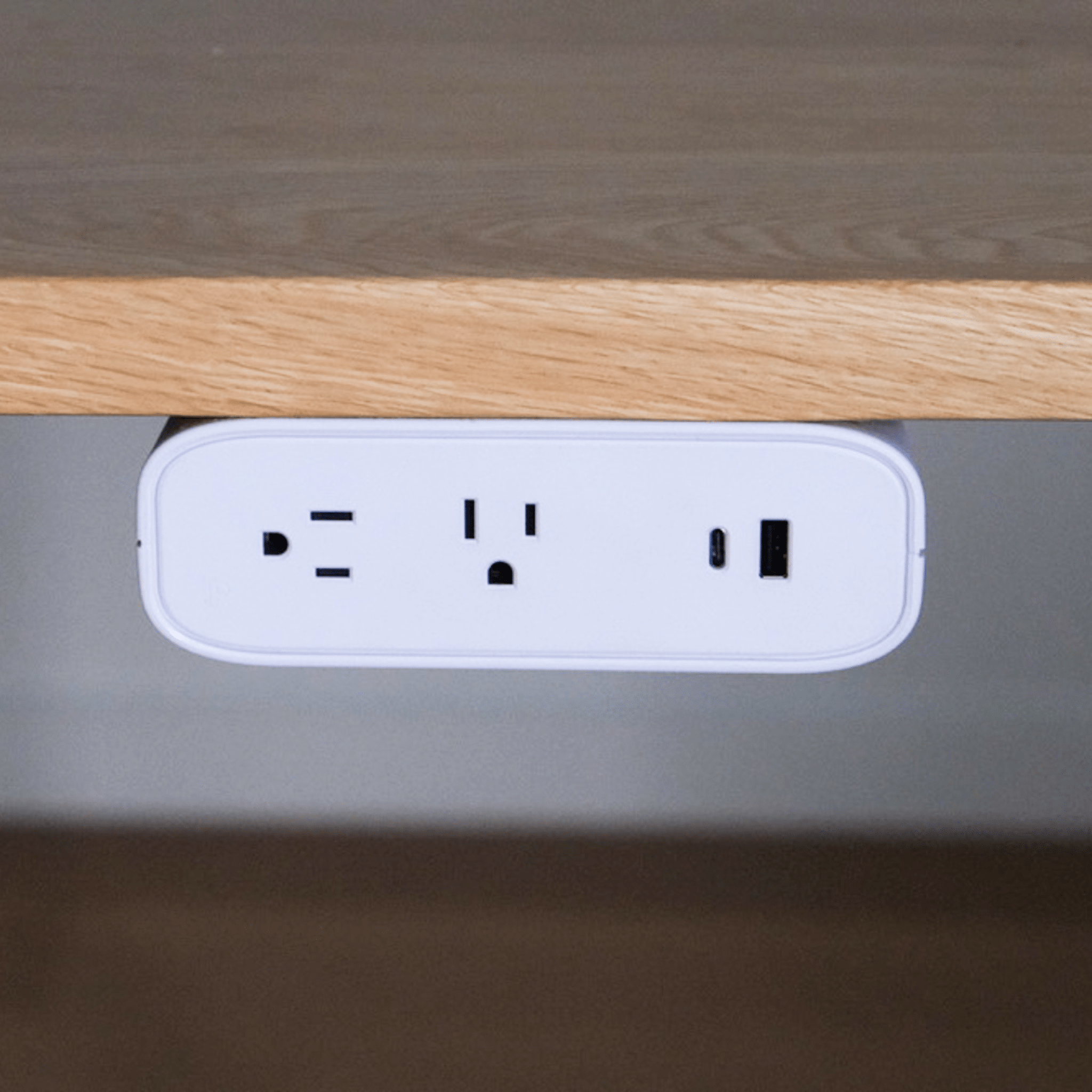 Under Desk USB-C Power Strip - White-Under Desk - Blanche-Sous bureau