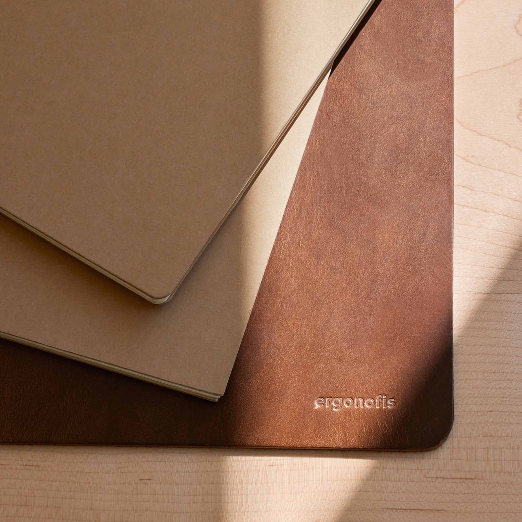 Leather Desk Pad - Hazelnut - Ergonofis