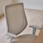 YouToo Ergonomic Chair - Ash/Cream – Sand