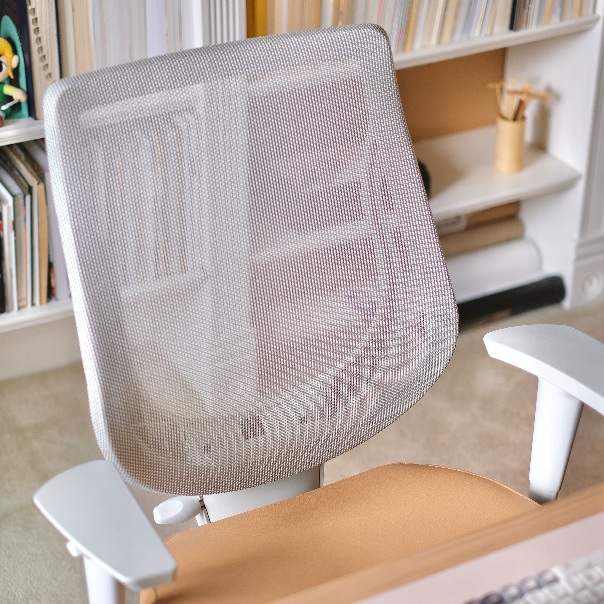 YouToo Ergonomic Chair - Ash/Smoke – Rust