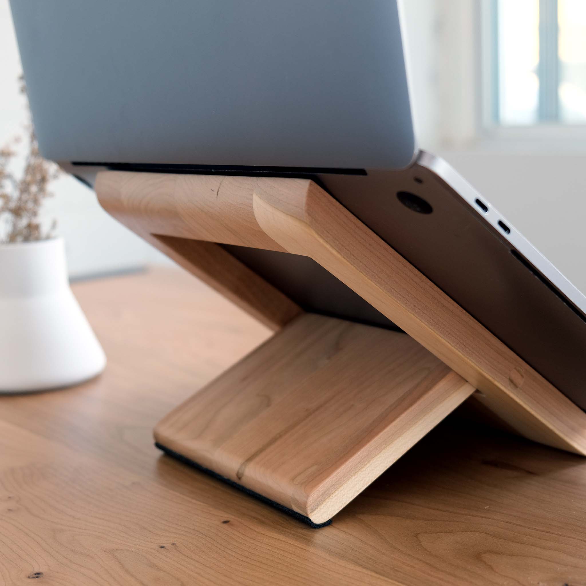 Fold Laptop Stand - Cherrywood - Ergonofis
