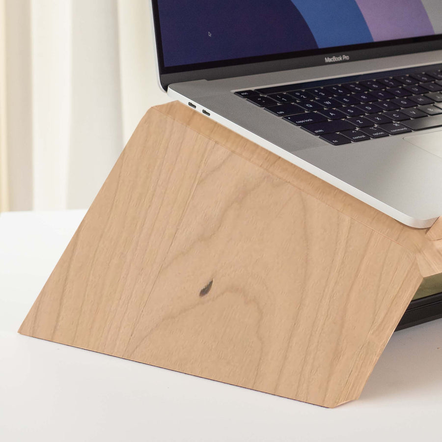Laptop stand