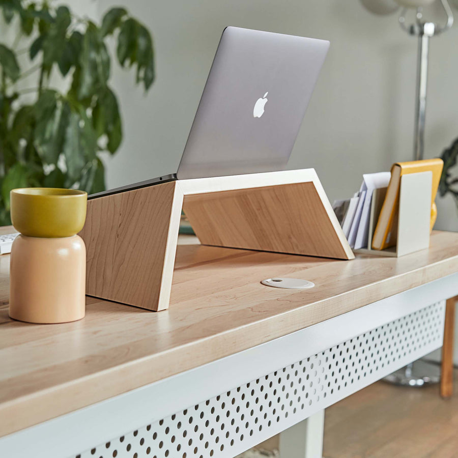 Laptop stand
