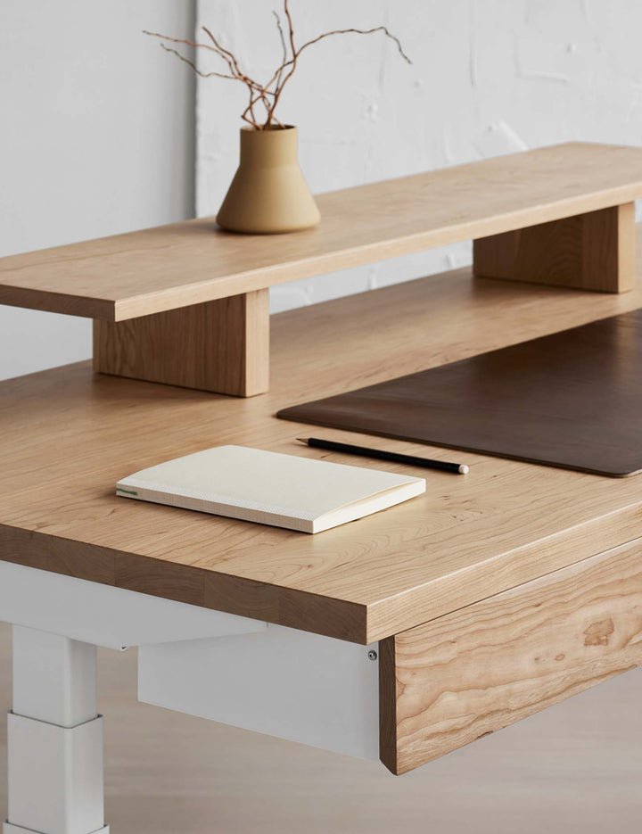 sway cherrywood standing desk ergonofis